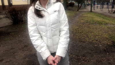 غريب مقابل المال امتص ومارس الجنس. هواة روسي. مع الحديث.